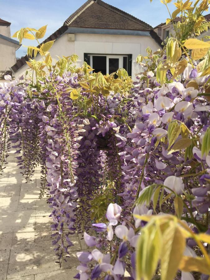 Les Gites Du Clos Saint-Martin Maule ภายนอก รูปภาพ