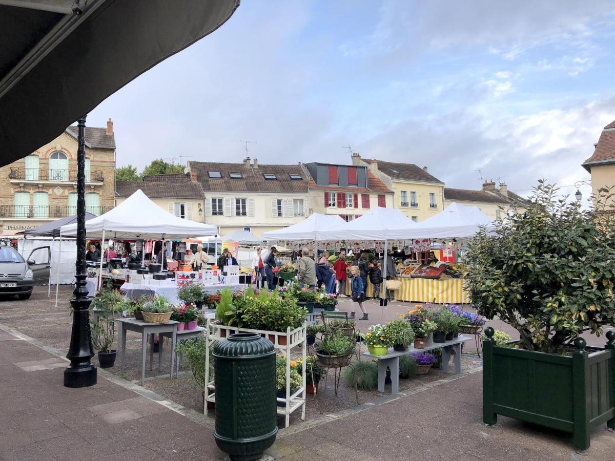 Les Gites Du Clos Saint-Martin Maule ภายนอก รูปภาพ