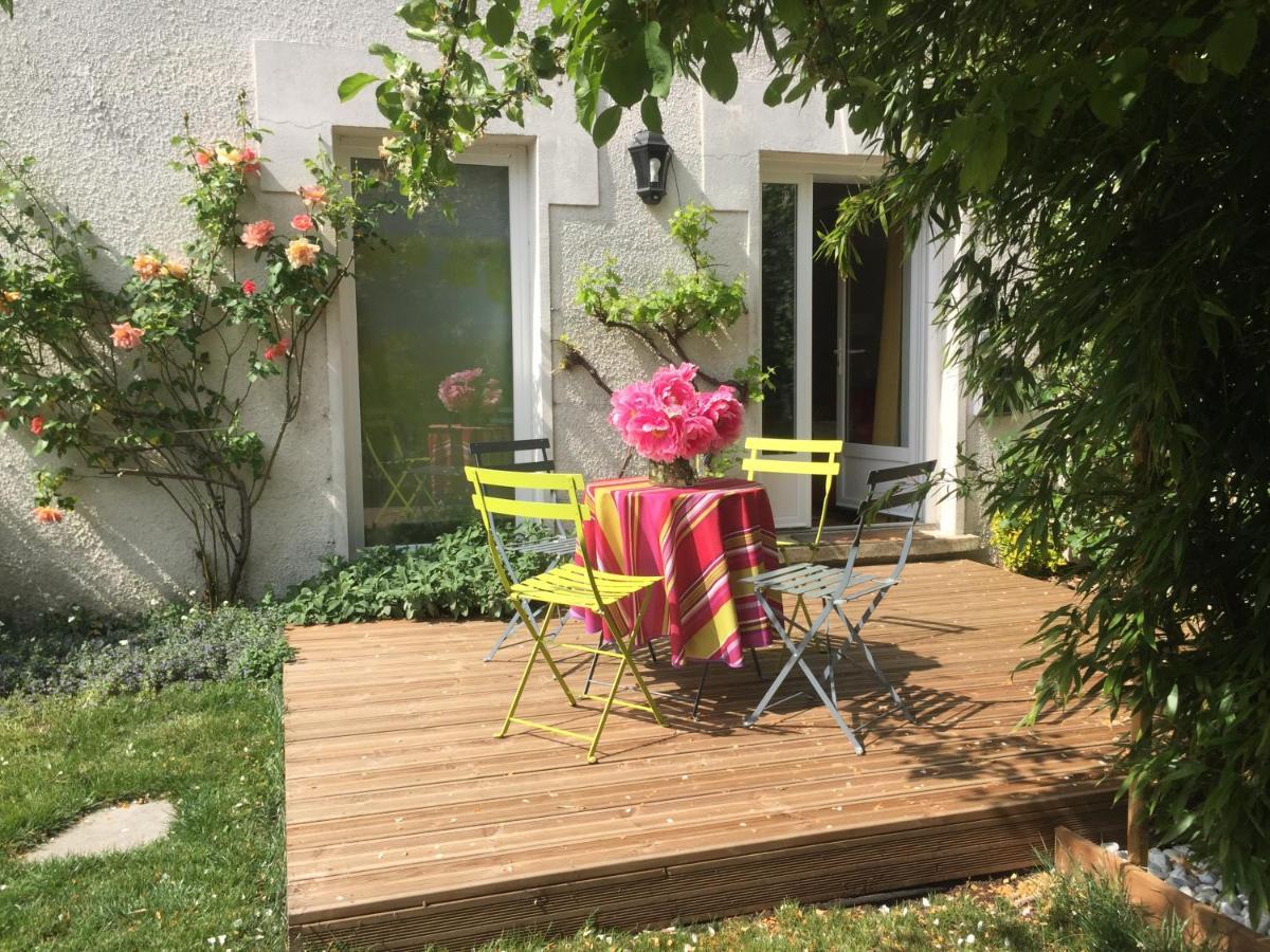 Les Gites Du Clos Saint-Martin Maule ภายนอก รูปภาพ